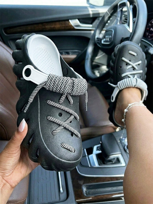 Soft Rope Contrast Clogs