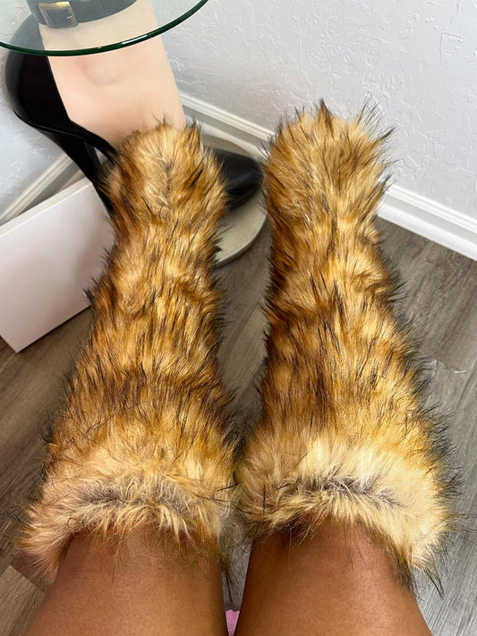 Faux Fur Statement Boots - ECHOINE