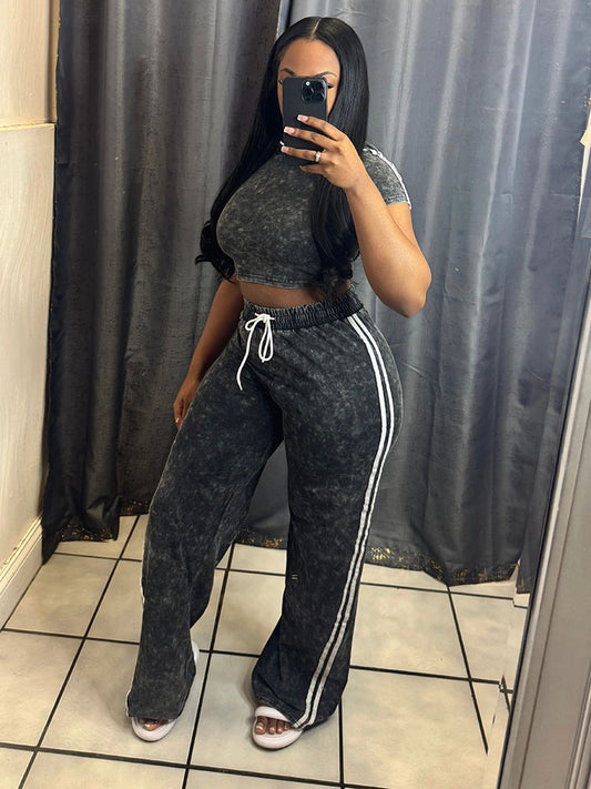 Ensemble sweat à capuche court délavé et pantalon large