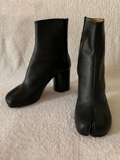 Split Toe Chunky Heel Boots