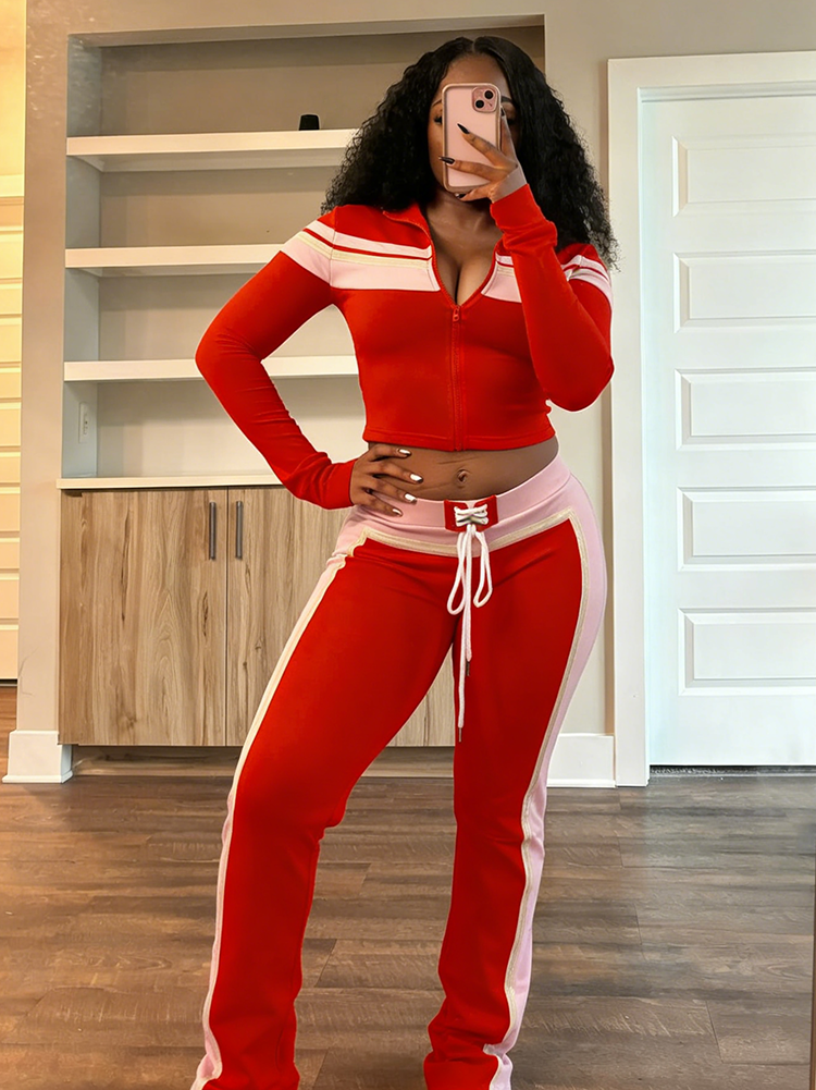 Contrast Three-Piece Jet Set