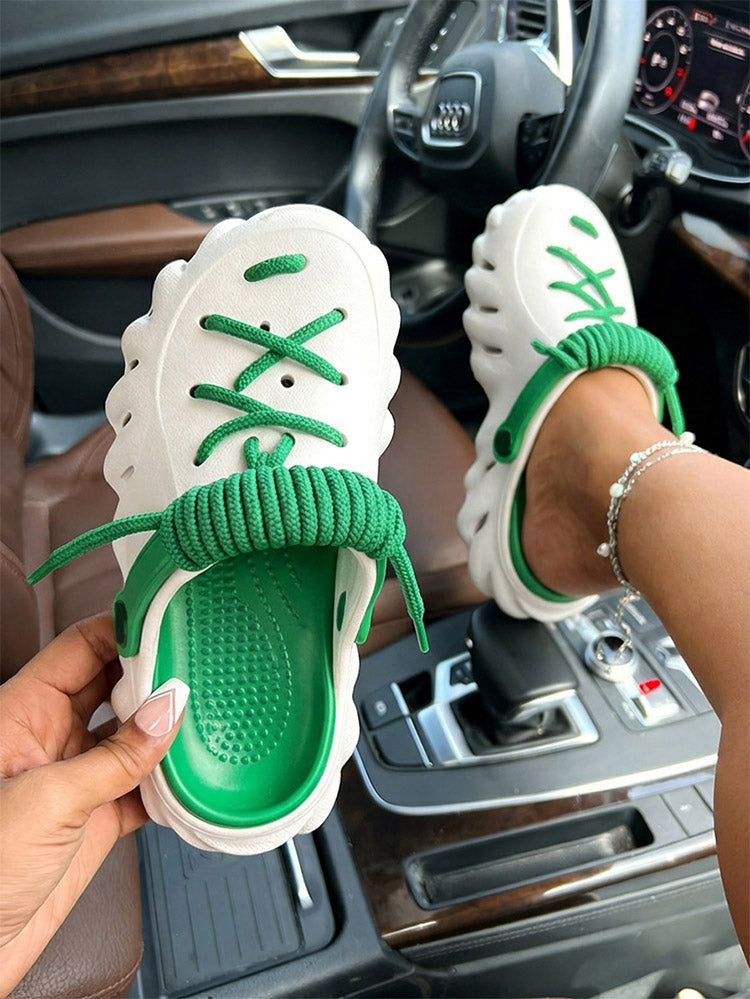 Soft Rope Contrast Clogs