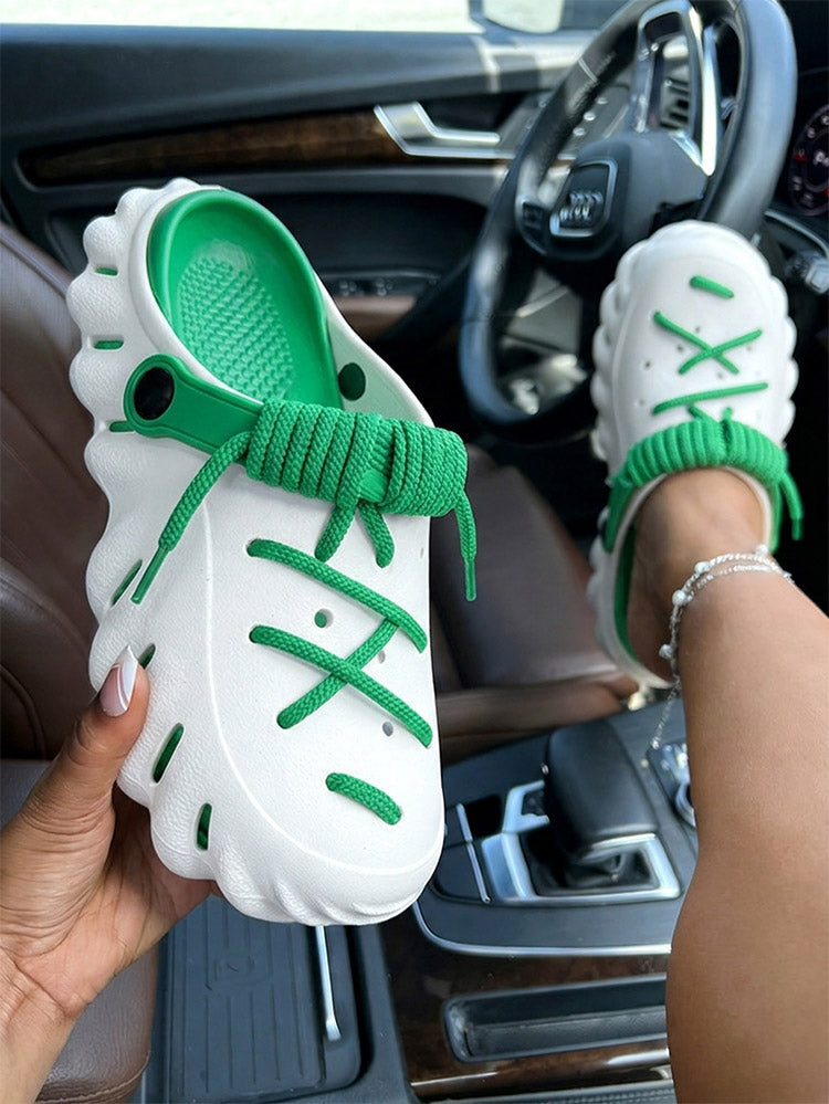 Soft Rope Contrast Clogs