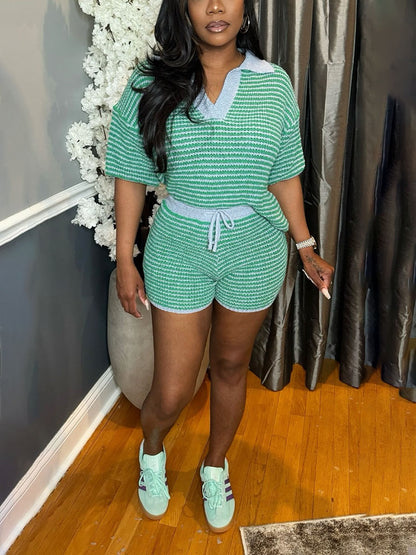 Ensemble short en tricot rayé