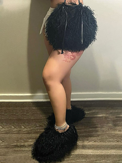 Ensemble sac et claquettes en fourrure moelleuse