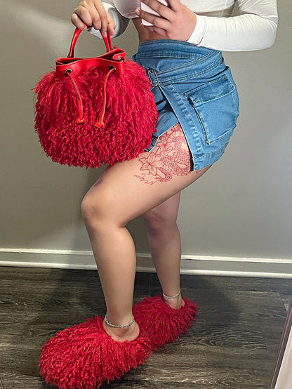 Ensemble sac et claquettes en fourrure moelleuse