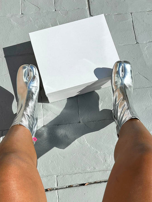 Split Toe Chunky Heel Boots - ECHOINE