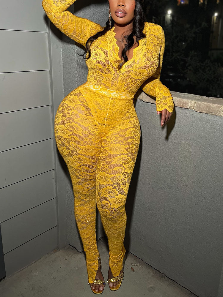 Ensemble body et pantalon en dentelle