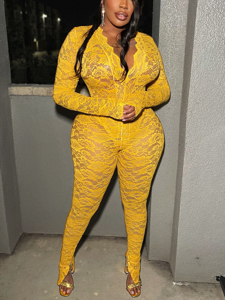 Ensemble body et pantalon en dentelle