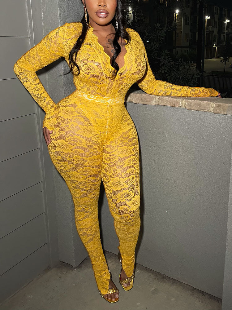 Ensemble body et pantalon en dentelle