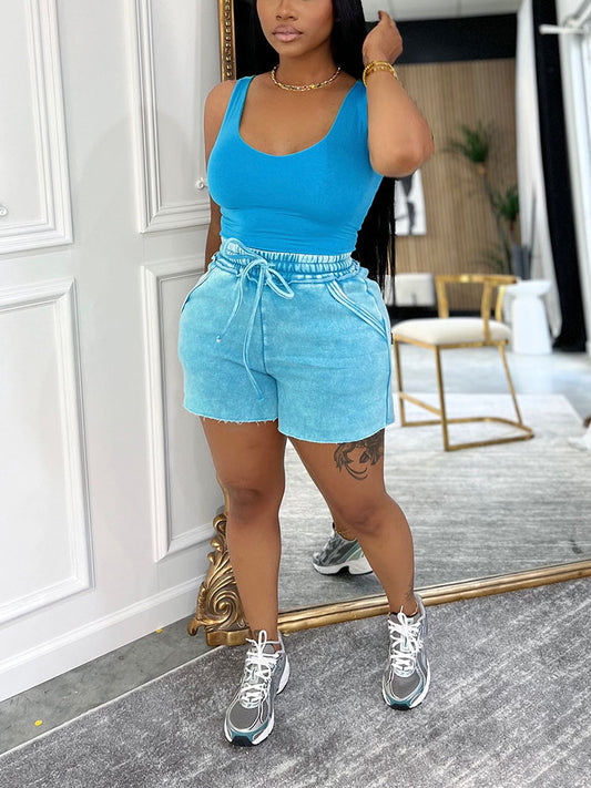 Ensemble débardeur et short délavés