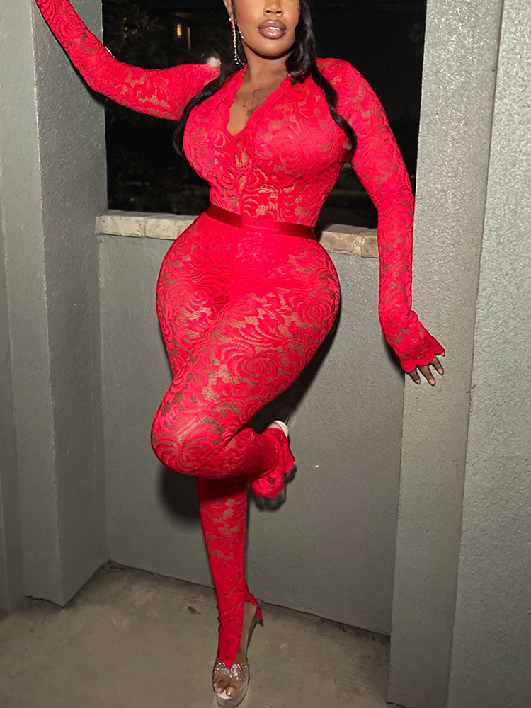 Ensemble body et pantalon en dentelle