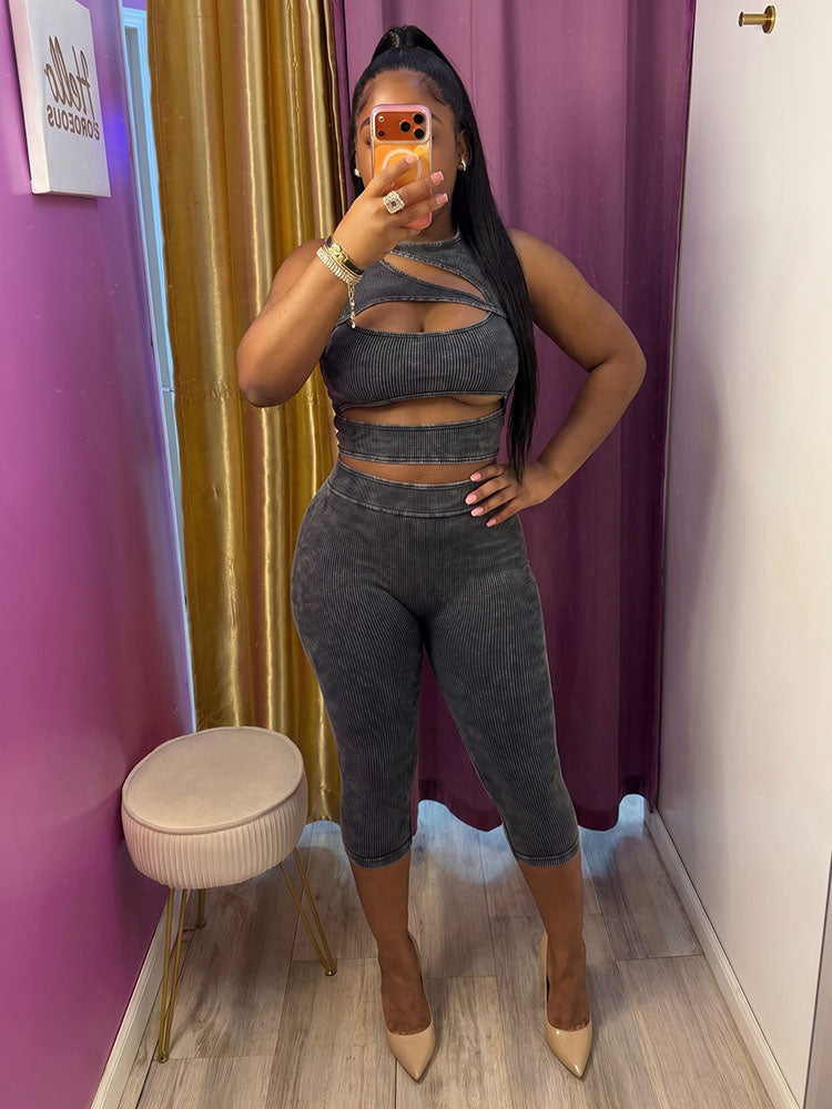 Bold Cutout Ribbed Capri Jumpsuit