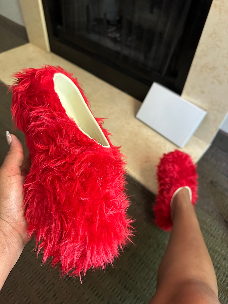 Soft Faux Fur Slides