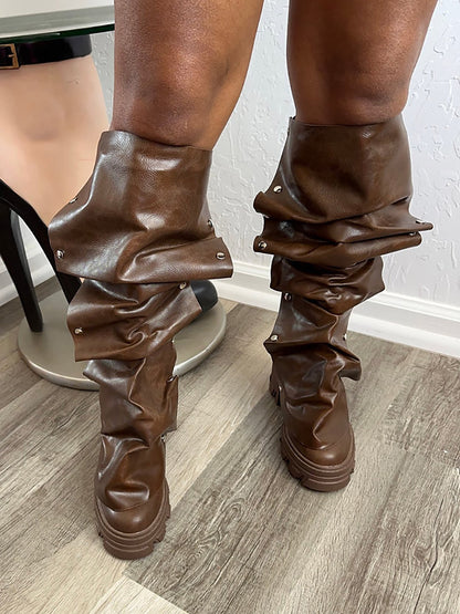 Leather Press Stud Round Toe Boots