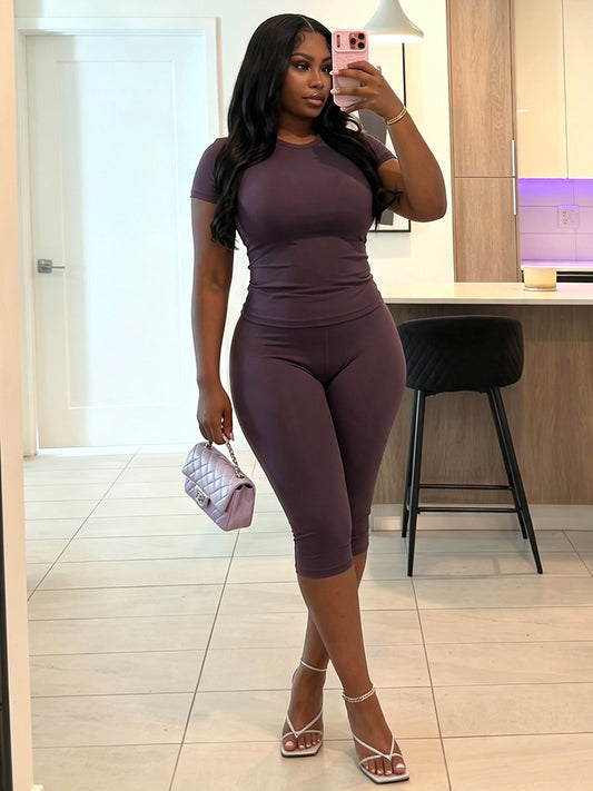 Effortless Fitted Tee & Capri Leggings Set