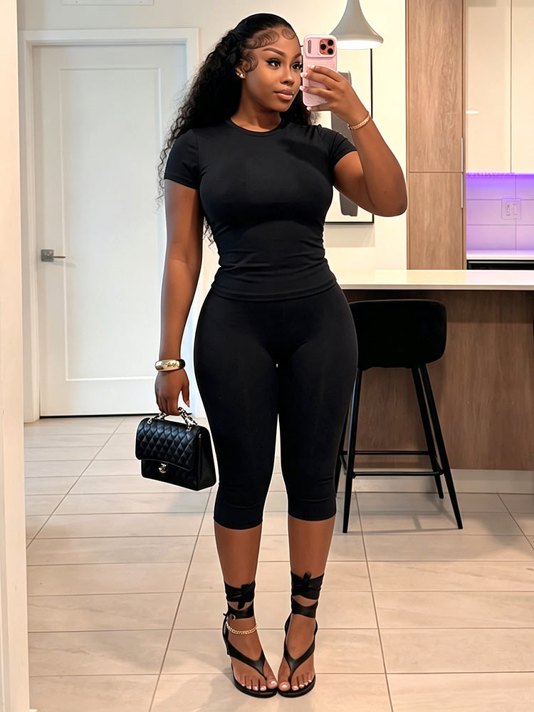 Effortless Fitted Tee & Capri Leggings Set
