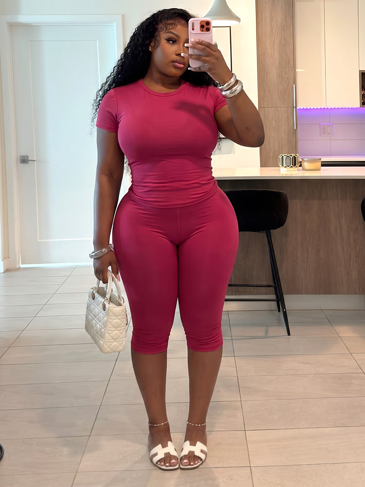 Effortless Fitted Tee & Capri Leggings Set