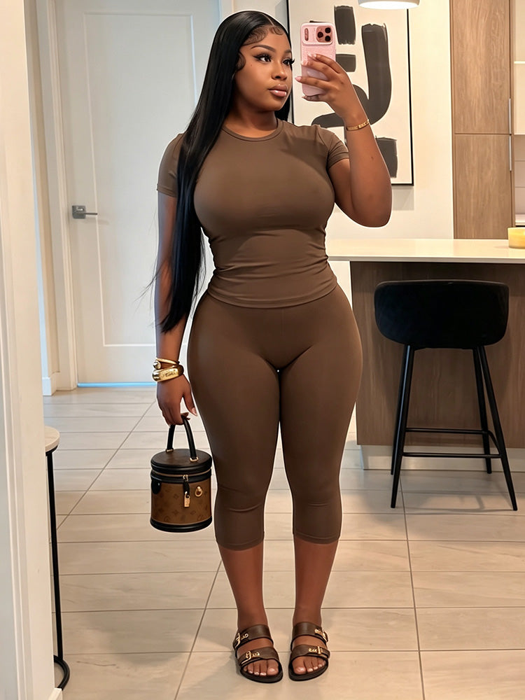 Effortless Fitted Tee & Capri Leggings Set
