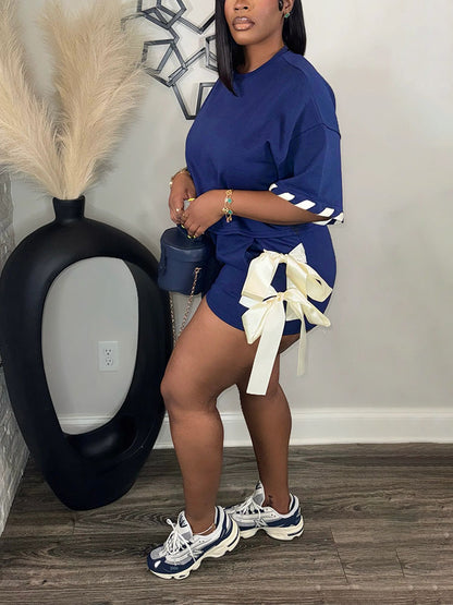 Ensemble haut court contrasté et short à nœud papillon