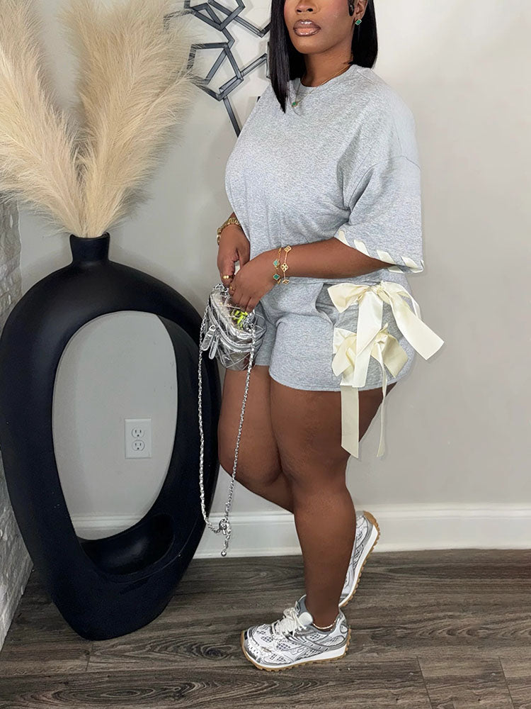 Ensemble haut court contrasté et short à nœud papillon