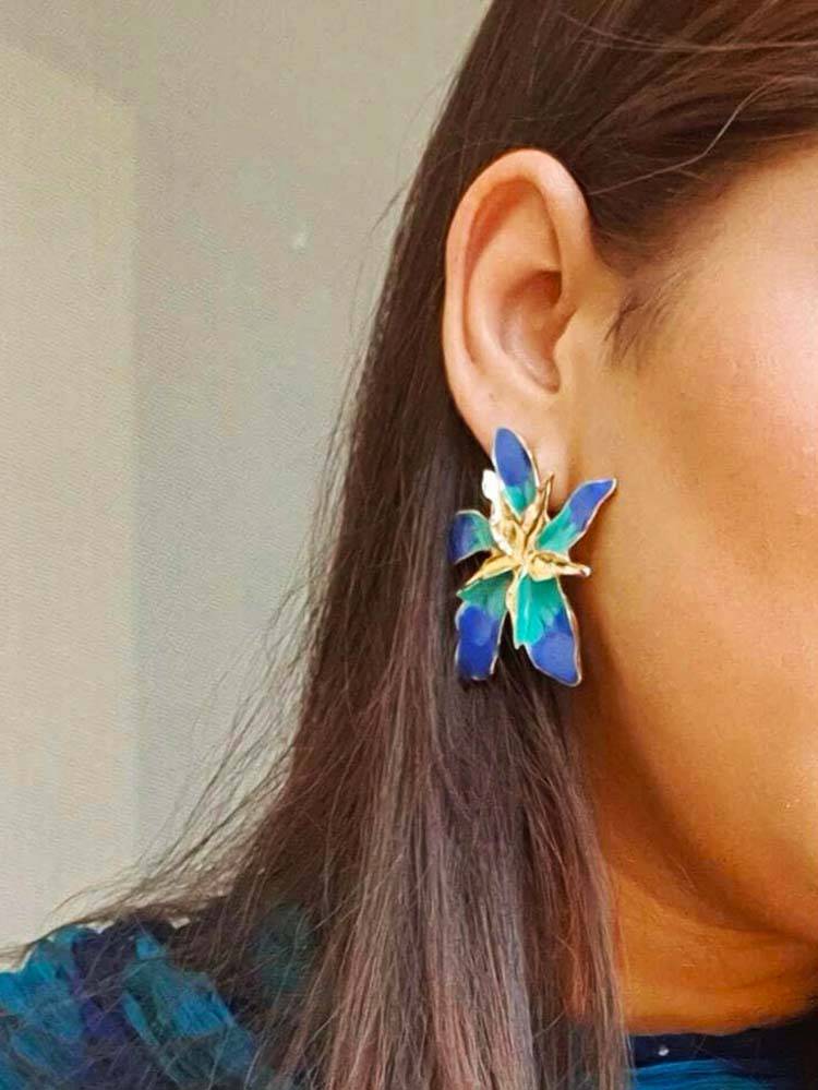 Flower Design Earrings - ECHOINE