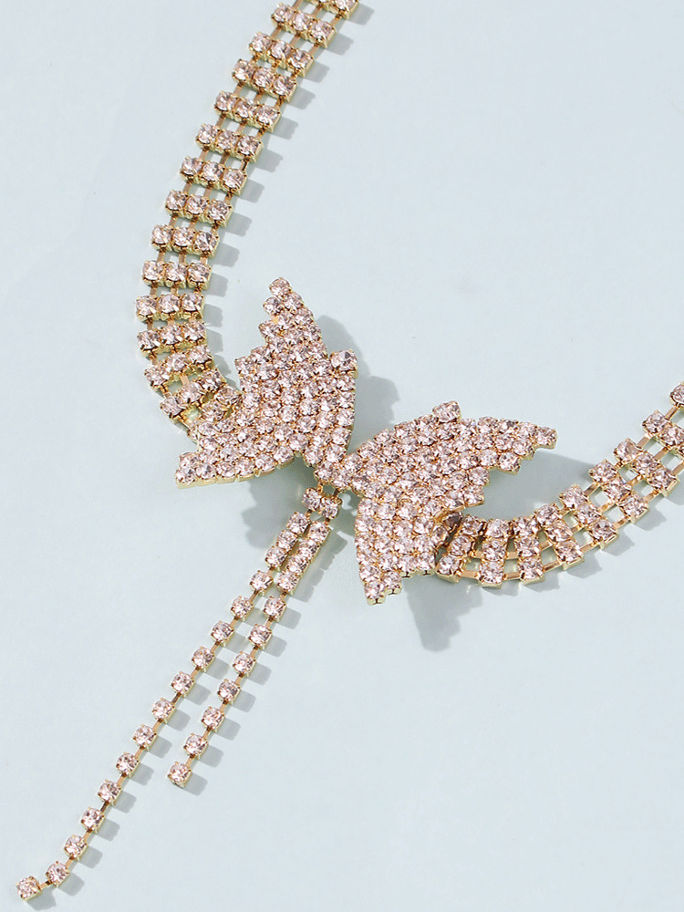 Shiny Crystal Butterfly Necklace - ECHOINE