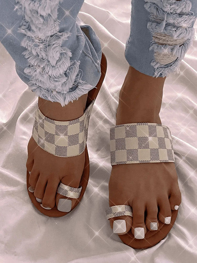 Plaid Clip Toe Flat Sandals - ECHOINE