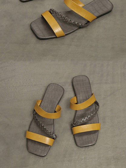 Striped Square Toe Resort Sandals - ECHOINE
